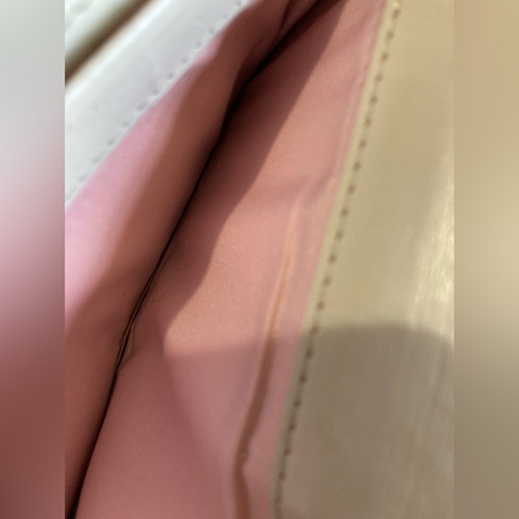 Pre-owned Gray and Pink lined Coach Wallet - Picture 7 of 12